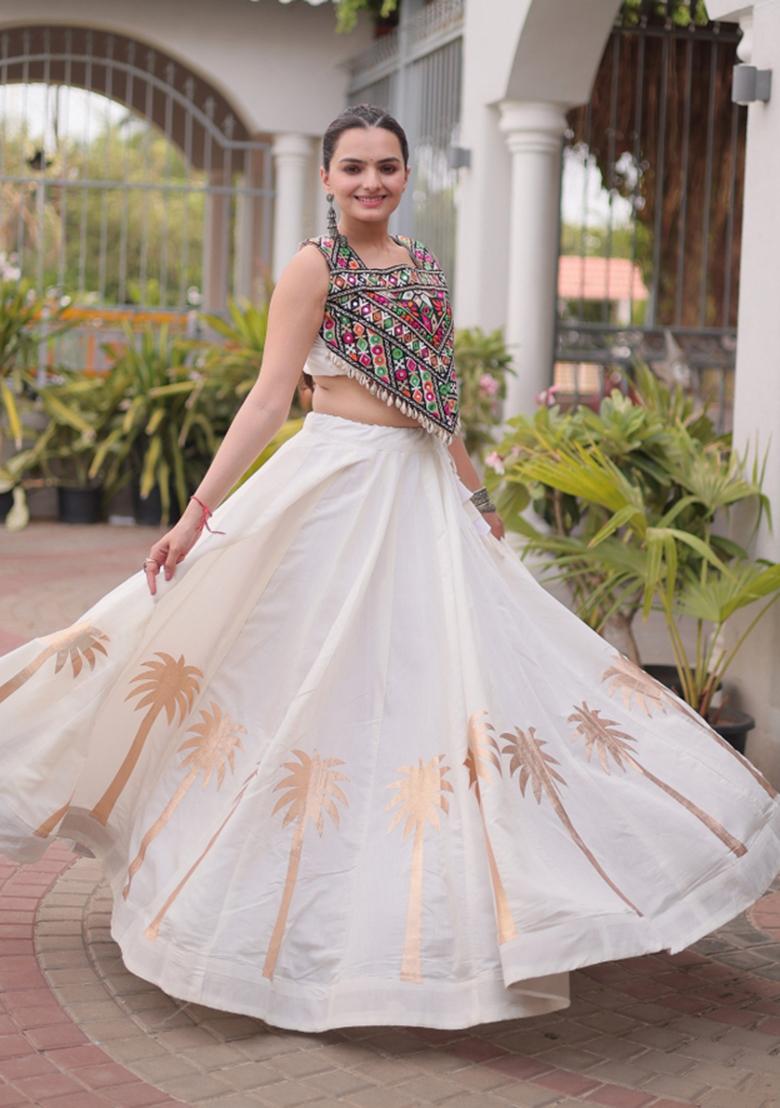 White Embroidered Roman Chaniya Choli Set For Navratri And Garba - Indya
