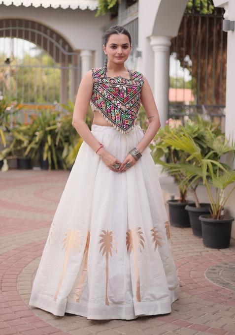 White Embroidered Roman Chaniya Choli Set For Navratri And Garba