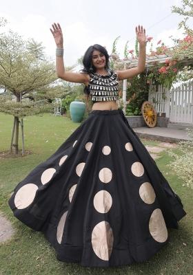 Black Mirror Work Silk Chaniya Choli Set For Navratri And Garba