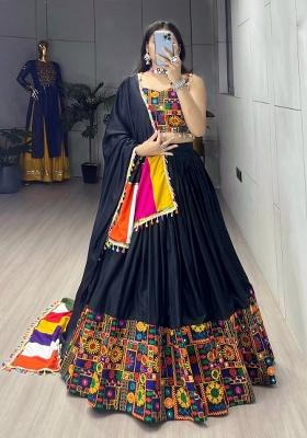 Black Gamthi Work Cotton Navratri Lehenga Set
