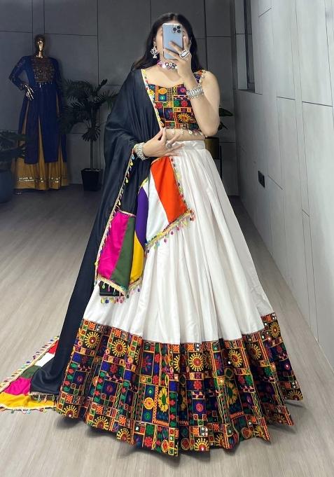 White Gamthi Work Cotton Navratri Lehenga Set
