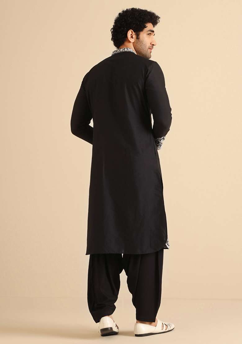 Black Embroidered Cotton Blend Kurta Set - Indya