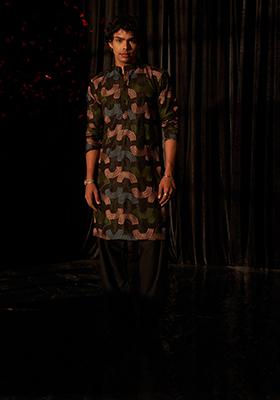 Black Embroidered Linen Kurta Pyjama Set For Men