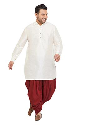 Off White Solid Banglori Silk Kurta Pyjama Set For Men