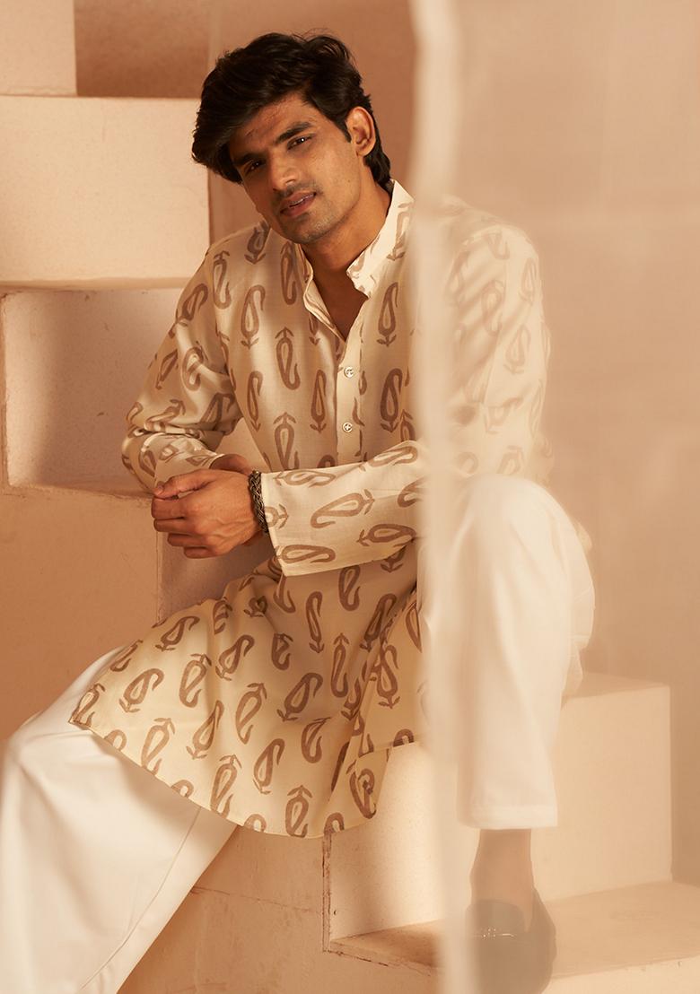Off-White printed Art Silk Kurta Set For Men