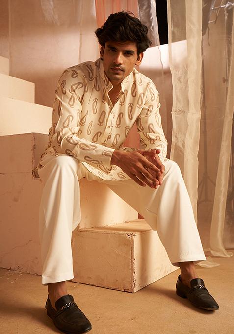 Off-White printed Art Silk Kurta Set For Men
