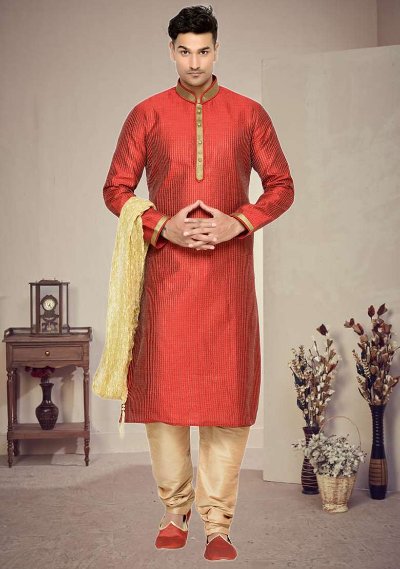 Red Embroidered Silk Blend Kurta Set For Men - Indya