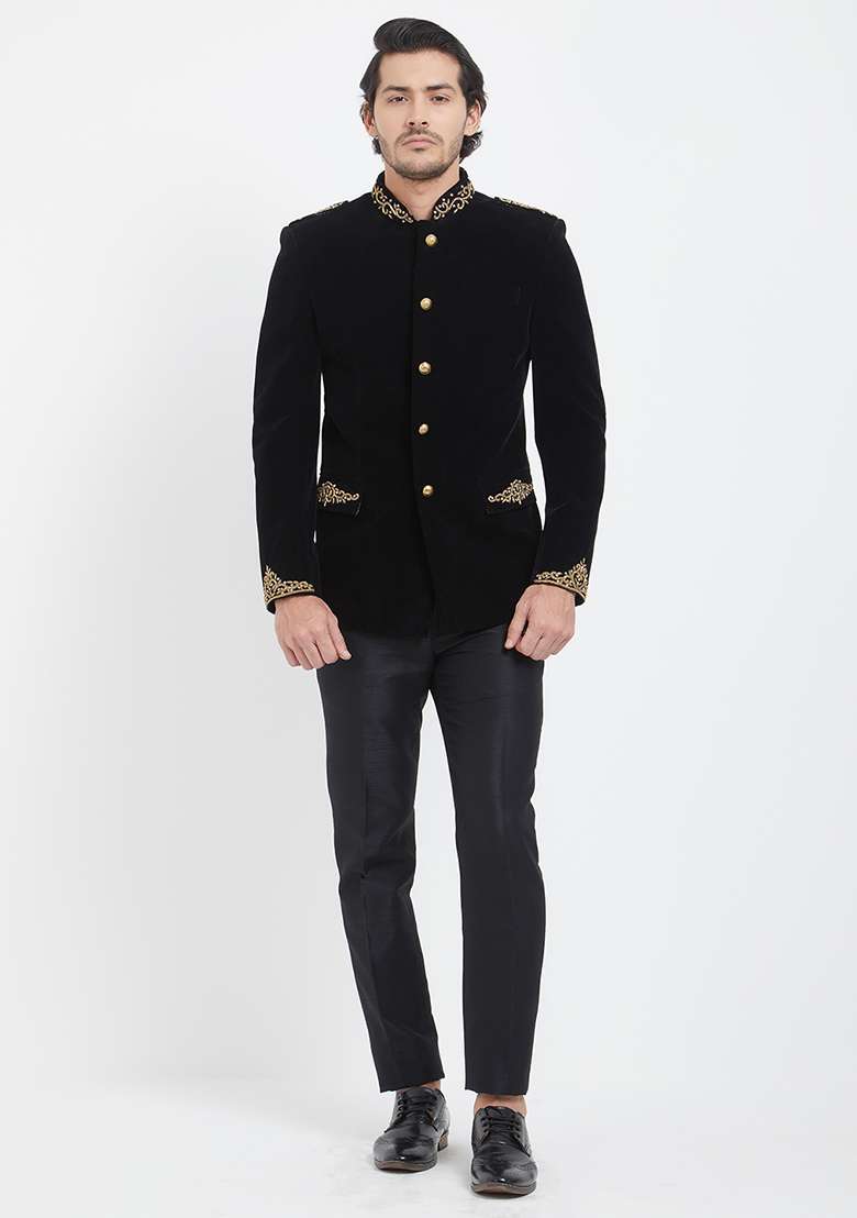 Black Embroidered Velvet Kurta Set For Men - Indya