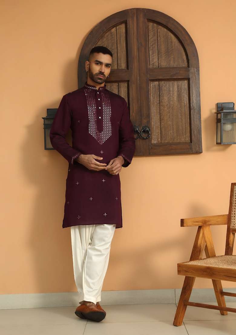 Purple Ethnic Motifs Cotton Silk Blend Kurta For Men - Indya