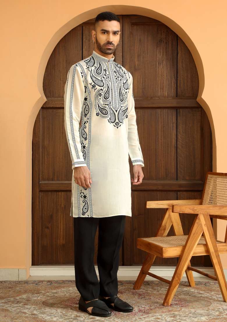 Cream Paisley Print Cotton Silk Blend Kurta For Men - Indya