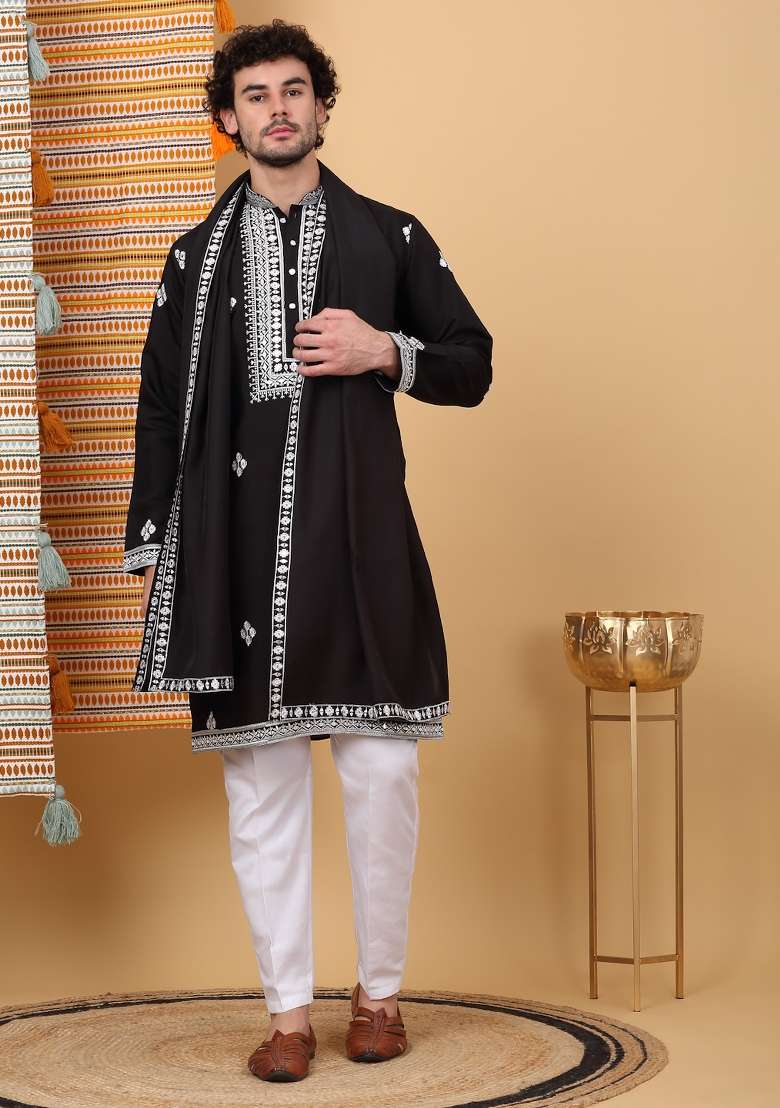 Black Embroidered Cotton Silk Blend Kurta Set For Men - Indya