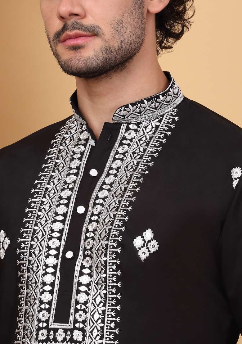 Black Embroidered Cotton Silk Blend Kurta Set For Men - Indya