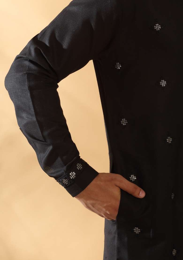 Black Embroidered Cotton Kurta Set For Men - Indya