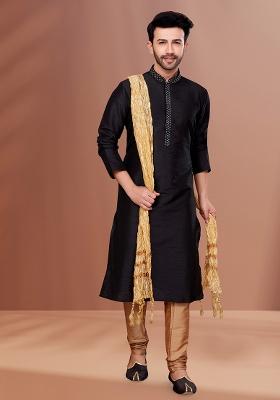 Black Solid Banarasi Silk Kurta Set For Men