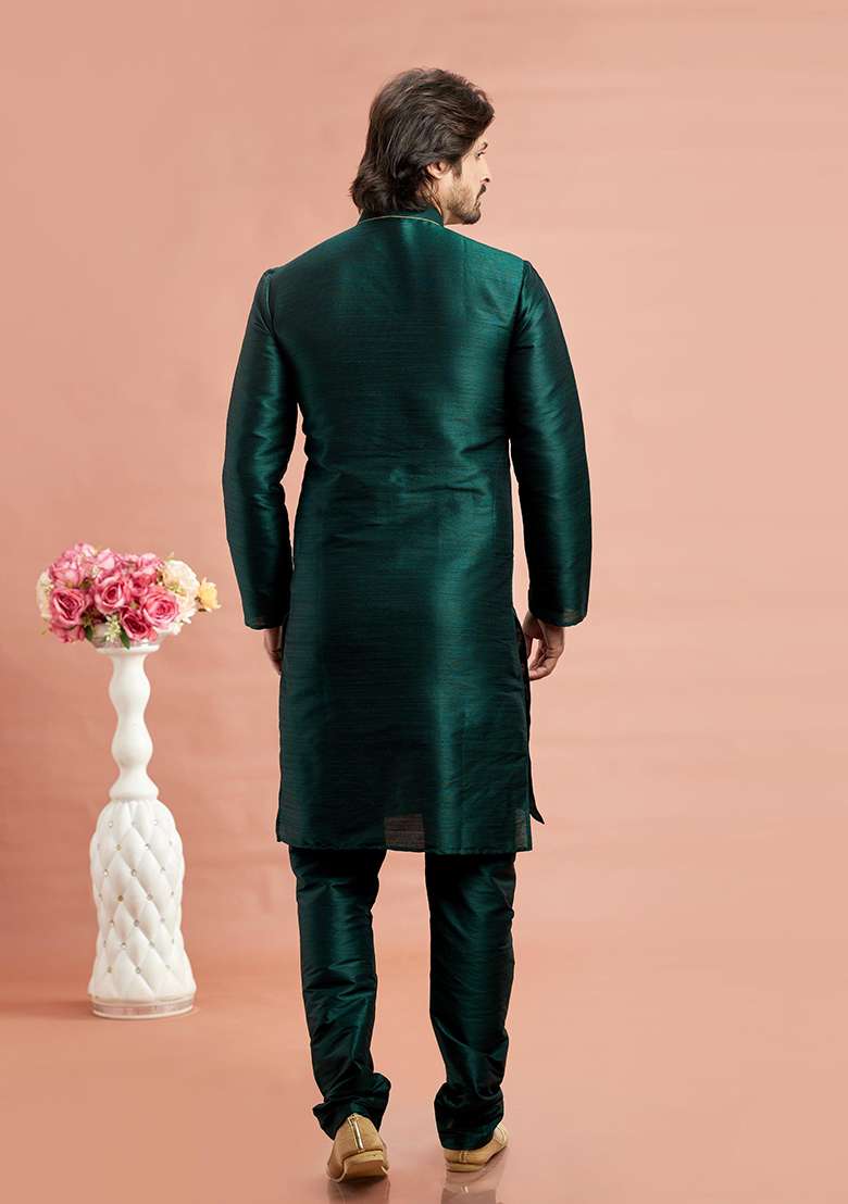 Green Embroidered Silk Blend Kurta Set For Men - Indya