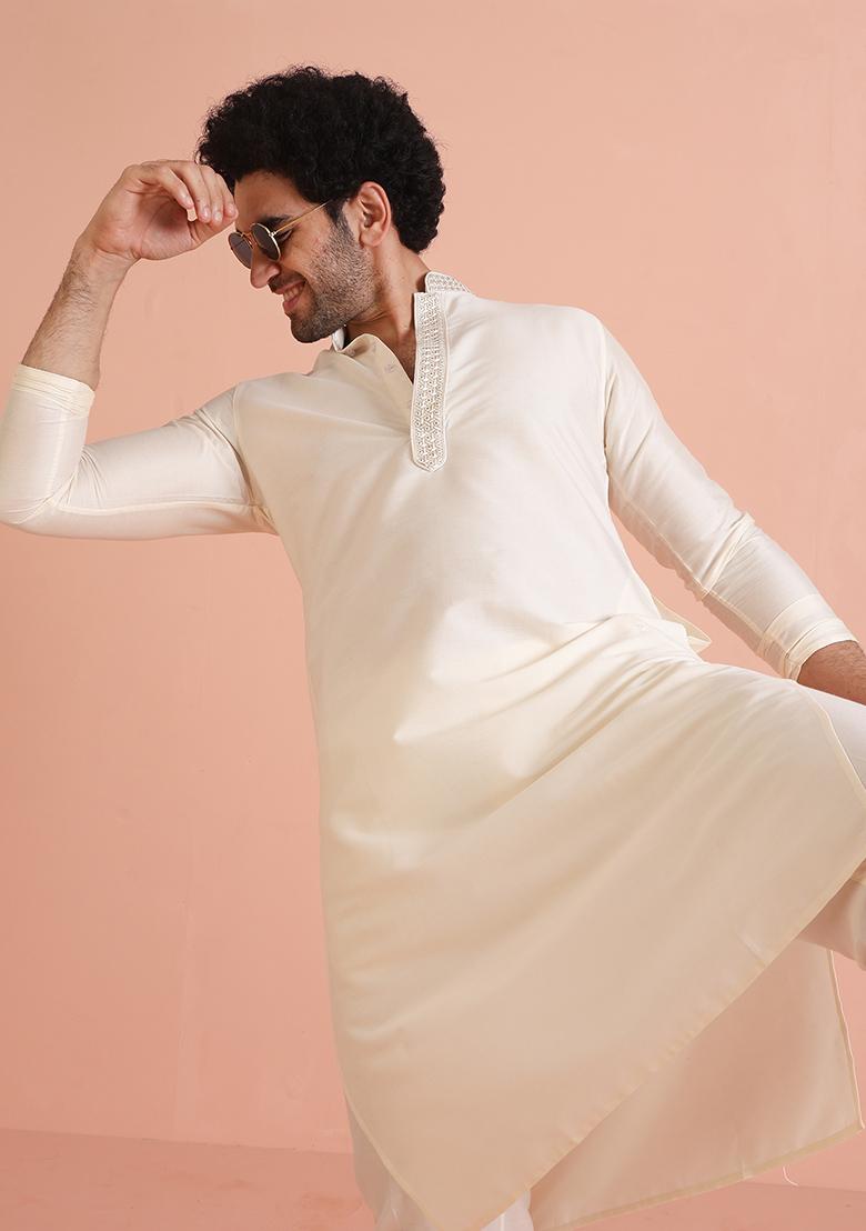 Off White Solid Cotton Kurta Set For Men