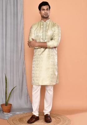 Pista Green Embroidered Cotton Blend Kurta For Men