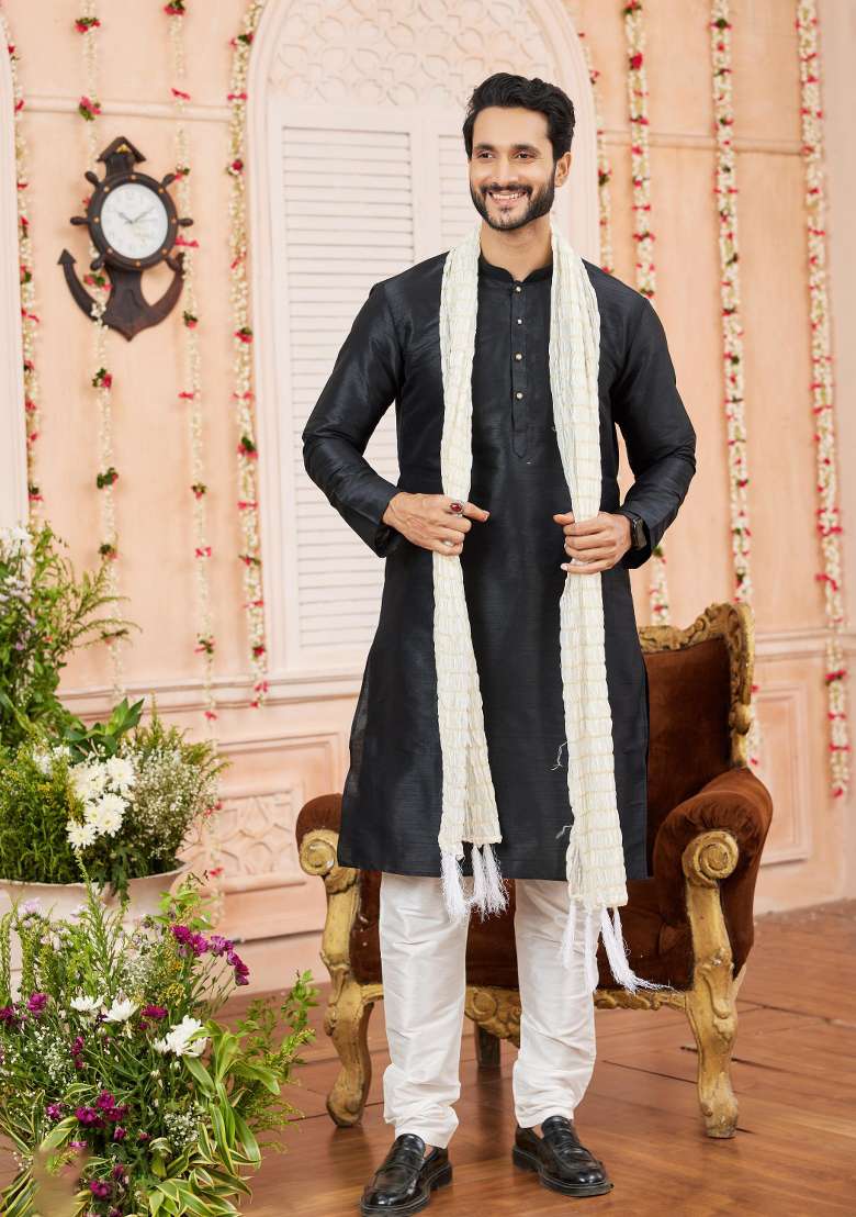 Black Solid Art Silk Kurta Set For Men - Indya