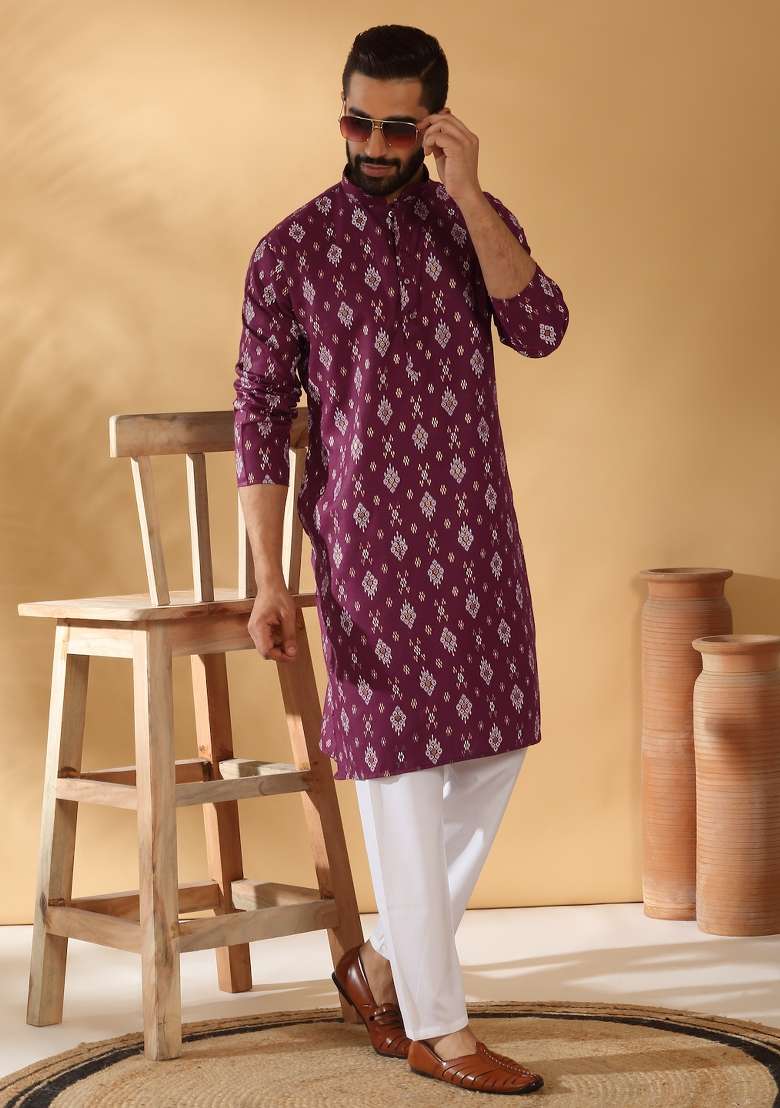 Maroon Geometric Cotton Blend Kurta For Men - Indya
