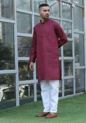 Maroon Woven Design Cotton Blend Kurta For Men