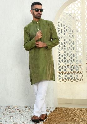 Green Ethnic Motif Silk Blend Kurta For Men
