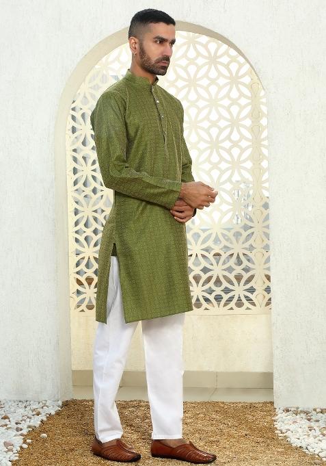 Green Ethnic Motif Silk Blend Kurta For Men