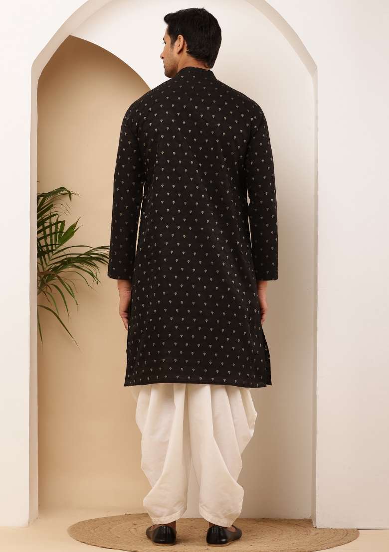 Black Machine Embroidered Cotton Kurta For Men - Indya