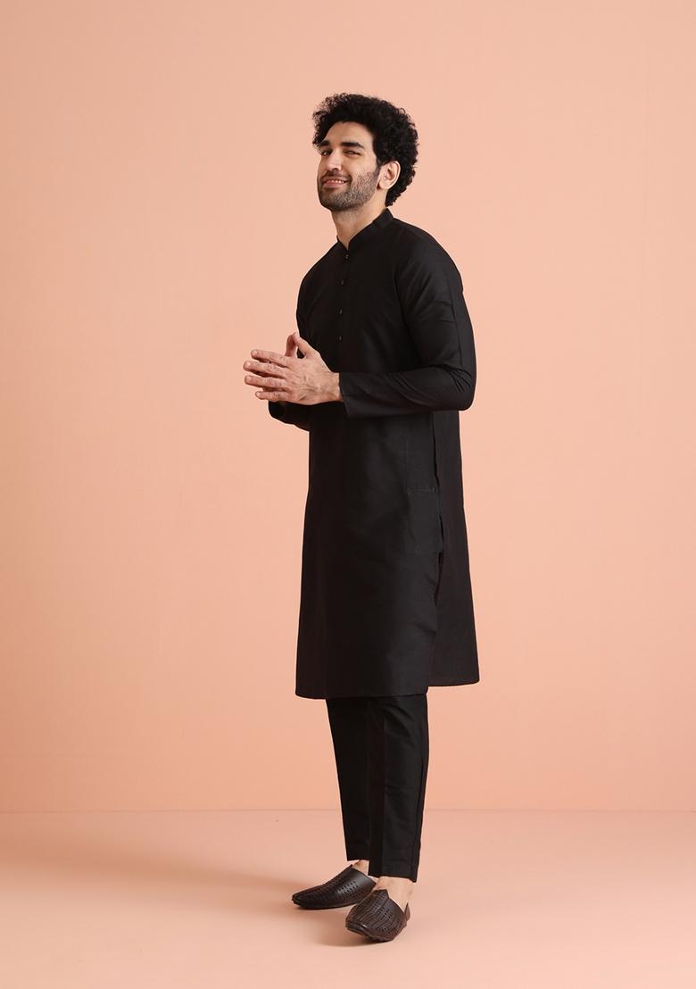 Black Solid Cotton Blend Kurta For Men