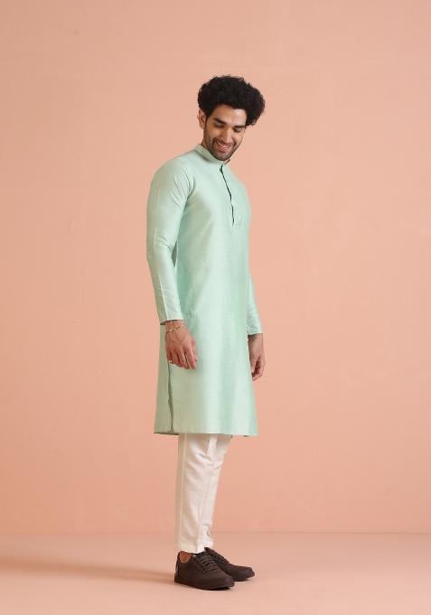 Green Solid Cotton Blend Kurta For Men