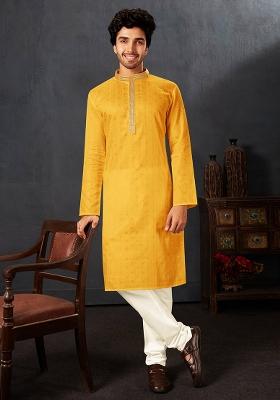Yellow Solid Cotton Kurta Set For Men