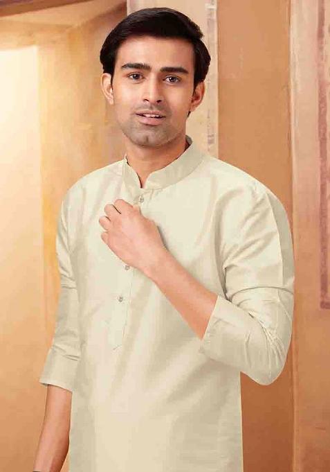 Off White Solid Silk Kurta Set For Men