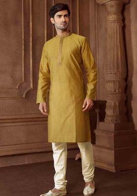 Mehndi Green Solid Silk Kurta Set For Men
