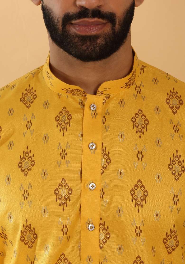 Yellow Printed Cotton Blend Kurta Set For Men - Indya