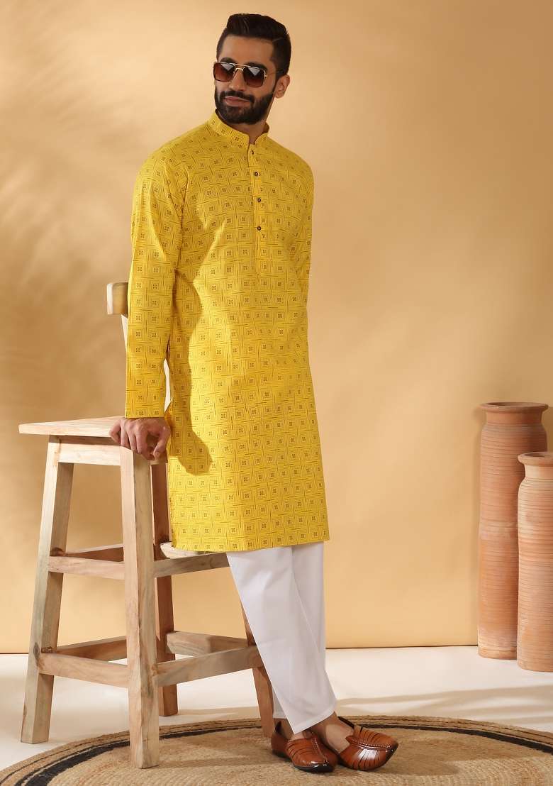 Yellow Printed Cotton Blend Kurta Set For Men - Indya