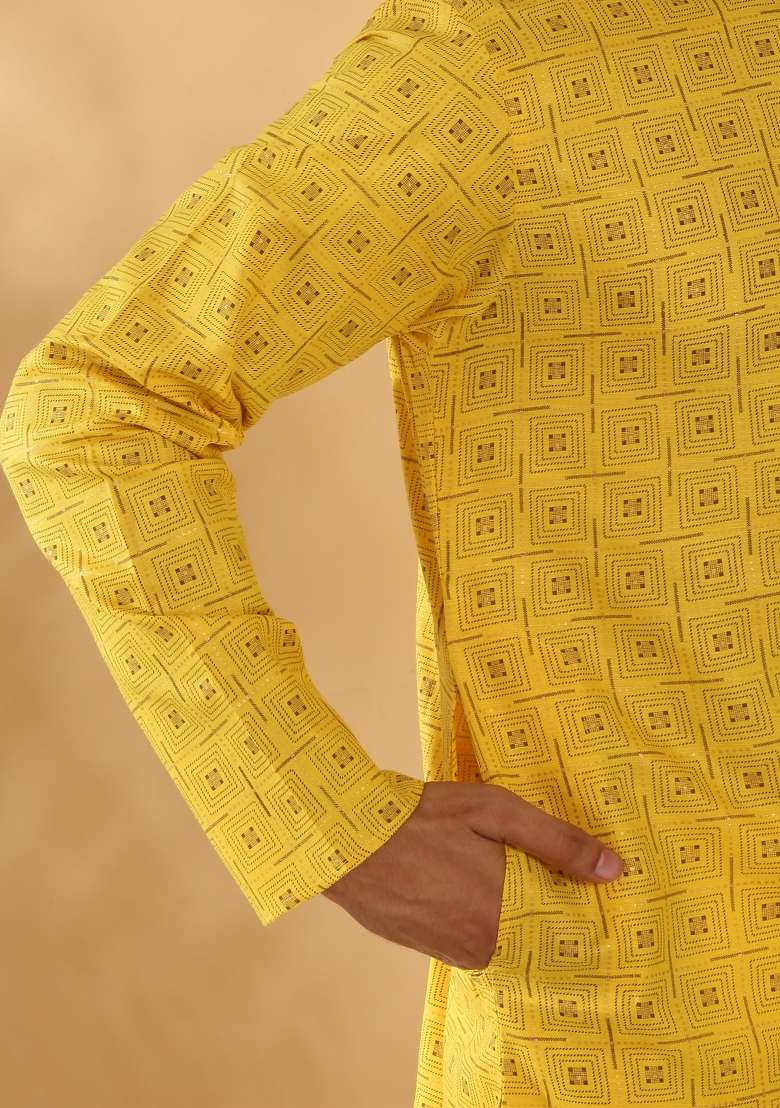 Yellow Printed Cotton Blend Kurta Set For Men - Indya
