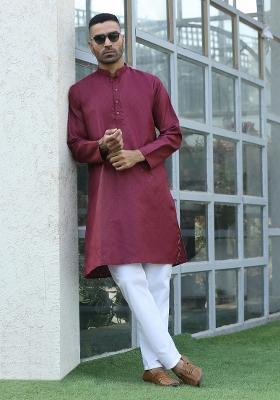 Maroon Woven Cotton Blend Kurta Set For Men
