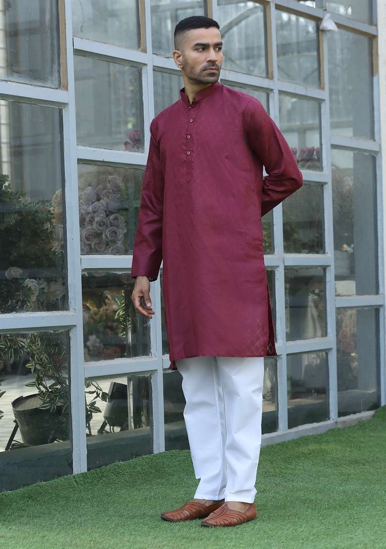 Maroon Woven Cotton Blend Kurta Set For Men - Indya