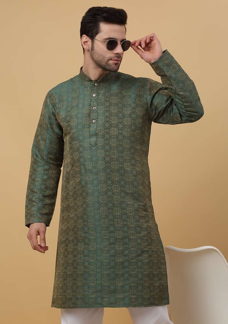 Green Woven Silk Blend Kurta Set For Men - Indya