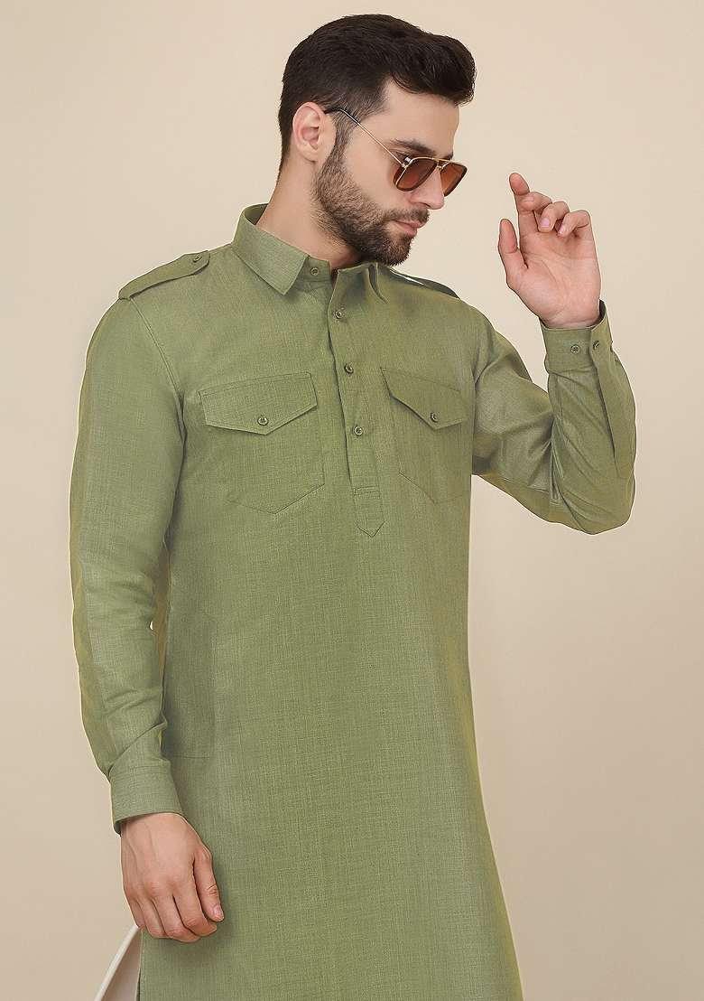 Green Solid Cotton Blend Kurta Set For Men - Indya