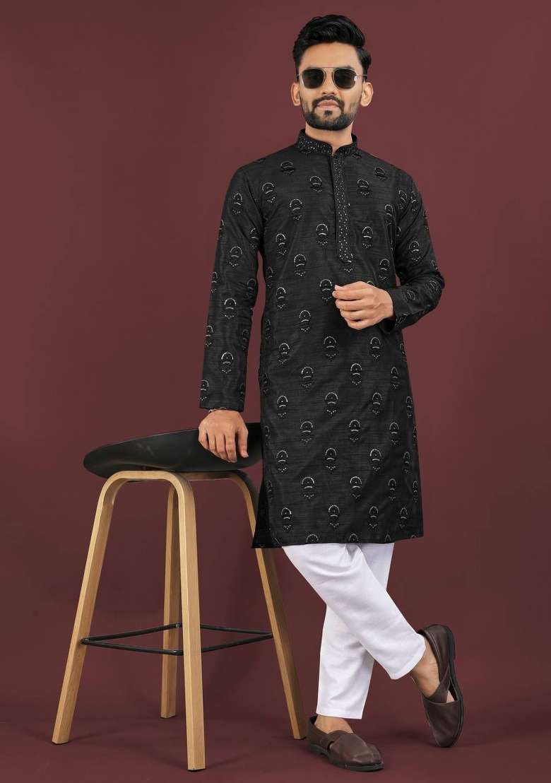 Black Embroidered Banglori Silk Blend Kurta Set For Men - Indya