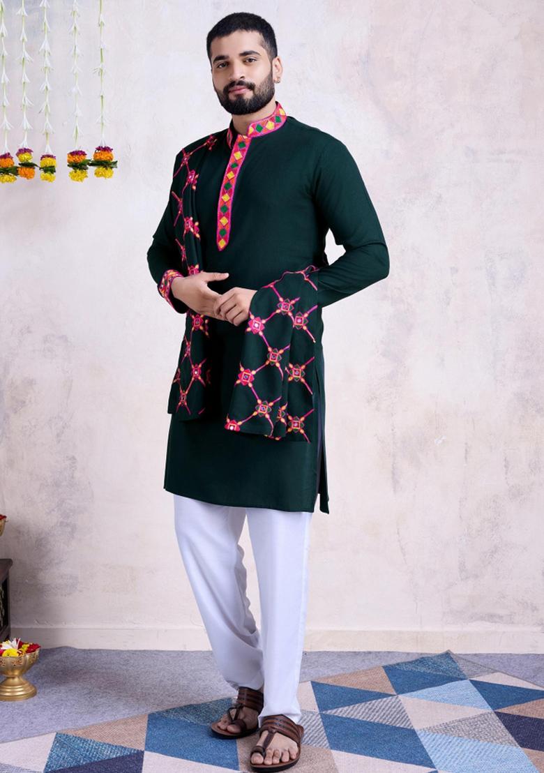 Green Embroidered Rayon Kurta Set For Men