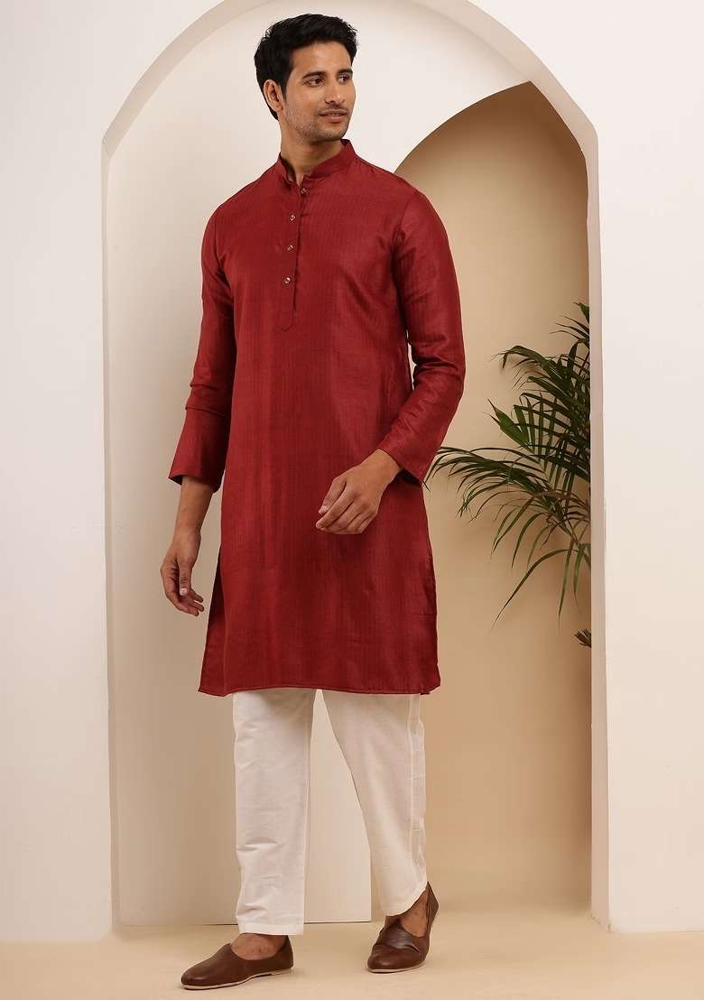 Maroon Textured Viscose Kurta Set For Men - Indya