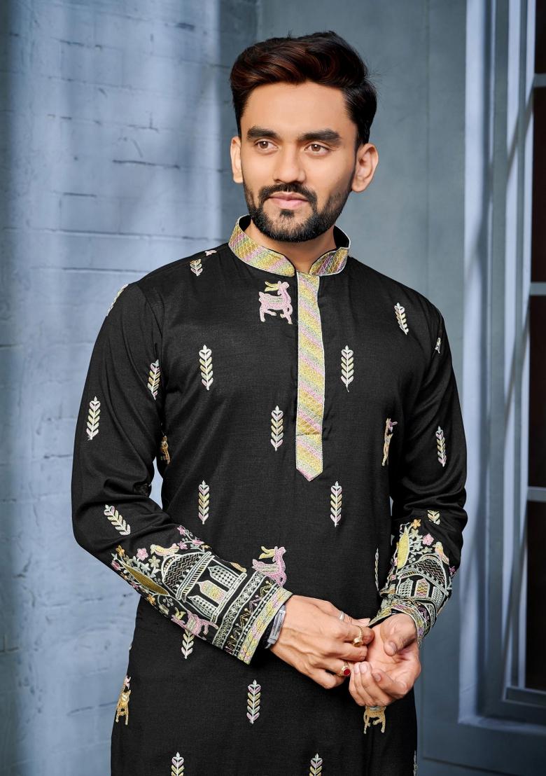 Black Embroidered Silk Kurta With Pyjama For Men - Indya
