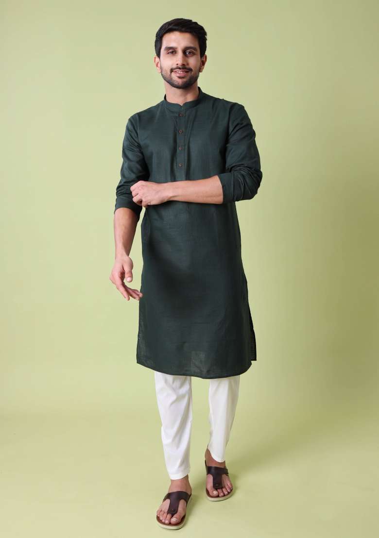 Green Solid Cotton Kurta For Men - Indya