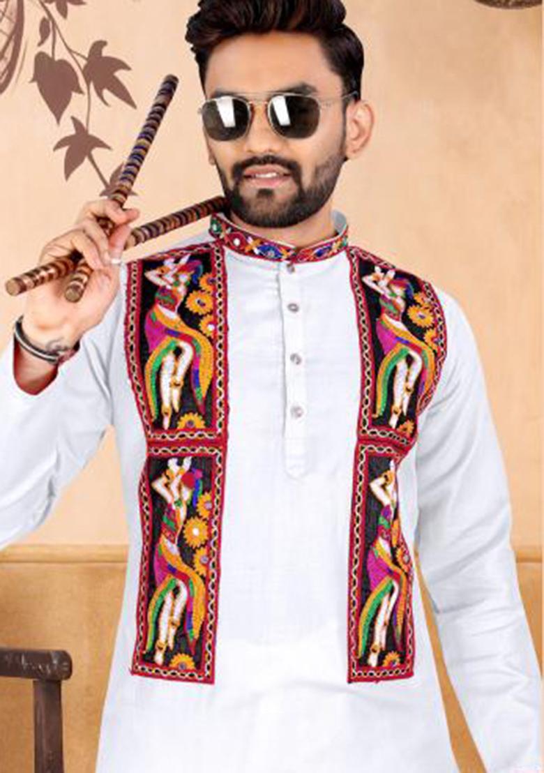 White Embroidery Cotton Kurta With Pyjama For Men - Indya