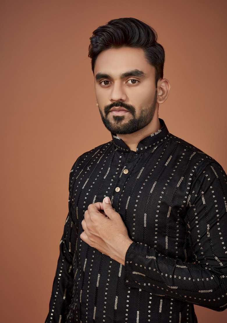 Black Embroidered Cotton Blend Kurta For Men - Indya