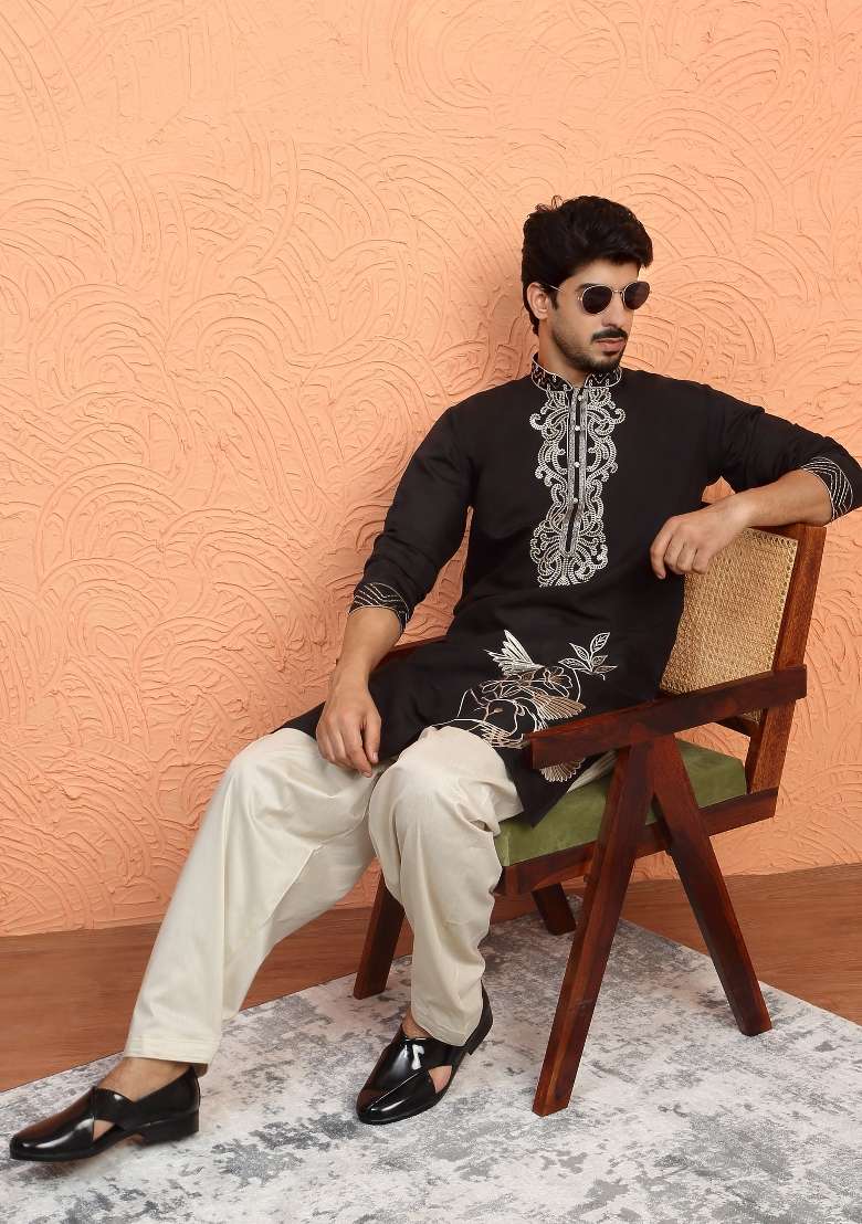 Black Embroidered Silk Blend Kurta Set For Men - Indya