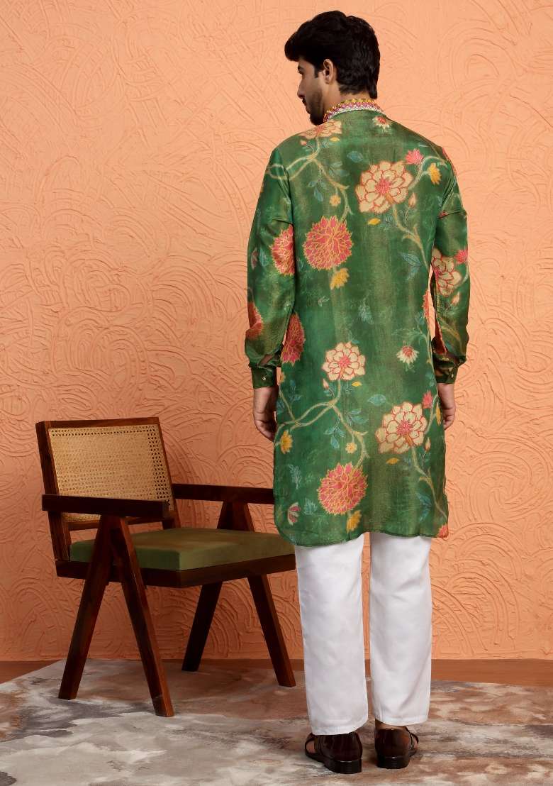 Green Yoke Design Silk Blend Kurta Set For Men - Indya