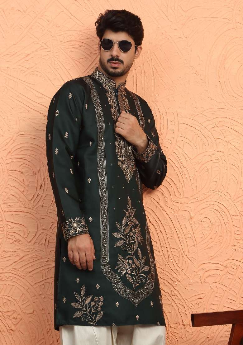 Green Embroidered Silk Blend Kurta Set For Men - Indya