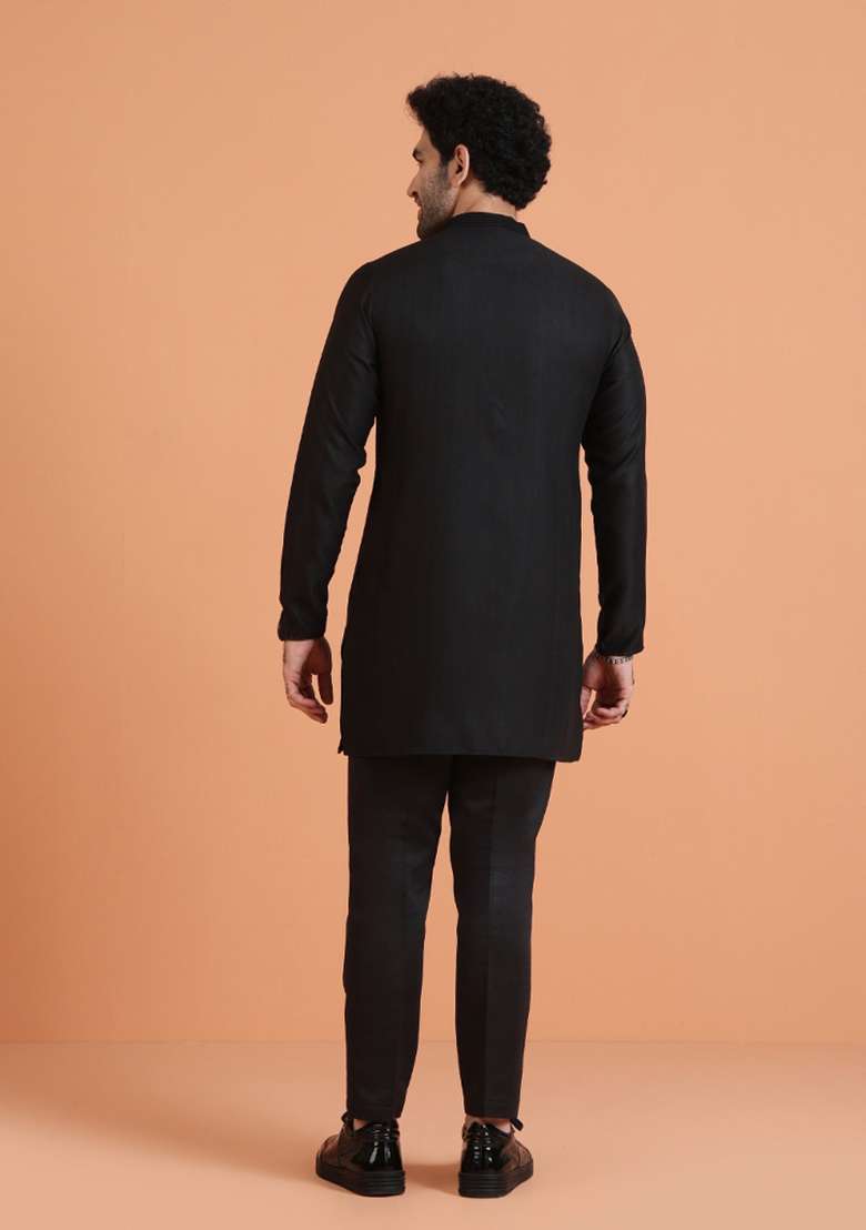 Black Solid Silk Blend Kurta For Men - Indya